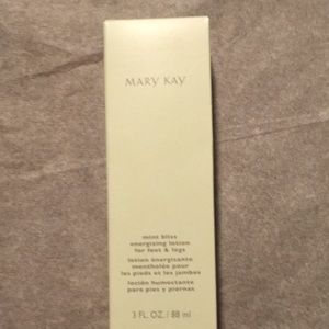 Mary Kay mint bliss energizing lotion for legs and feet.